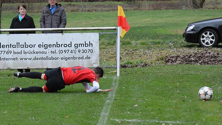Bauchlandung in Bad Brückenau. Foto: ssp