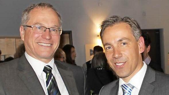 Martin Oberle (links) und Alexander Tritthart bewerben sich am Sonntag in der Stichwahl um das Amt des Landrats in Erlangen-Höchstadt. Foto: Andreas Dorsch