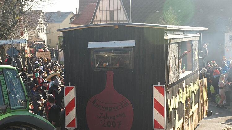 Faschingszug des FCSH Ebenhausen. Foto: Stefan Geiger