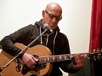 Klaus Brandl hat sich dem Blues verschrieben. Foto: Jochen Berger