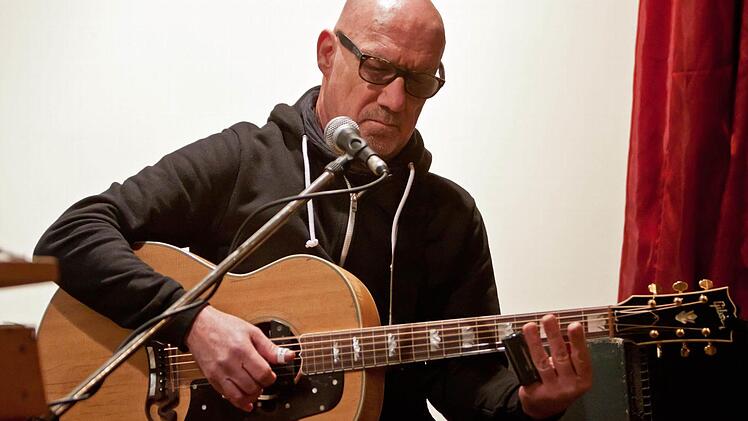 Klaus Brandl hat sich dem Blues verschrieben. Foto: Jochen Berger