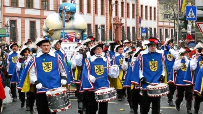 Die Fränkischen Musketiere zogen wieder durch Wiesbaden und Mainz.  Foto: privat