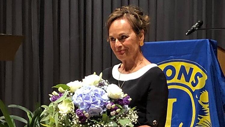 Präsidentin Dr. Ulrike Schebleinhielt die Festansprache in der Musikakadiem Hammelburg.
