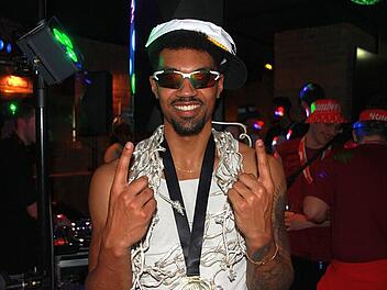 Bamberg Baskets machen Nacht zum Tag: Bilder aus dem Sand