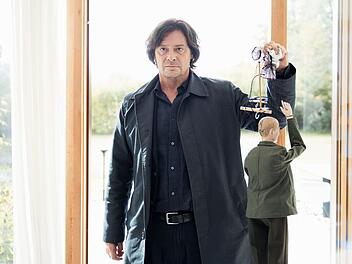 Kurz nachdem der Psychologe Roland Meier entf&uuml;hrt wurde, finden dessen Kinder hinter dem Haus eine Marionette, die ihrem Vater nachempfunden wurde. Kriminalpsychologe Thomas Meiberger (Fritz Karl) versucht, durch seine Vorgehensweise mehr &uuml;ber das Denken des T&auml;ters herauszufinden.