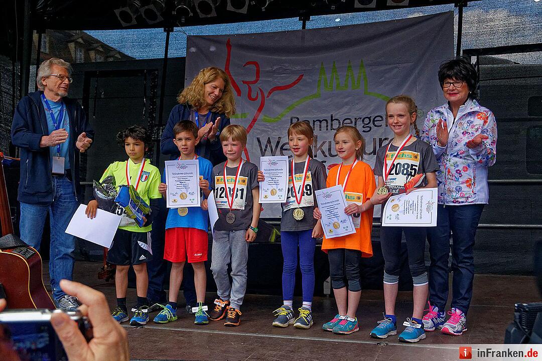 Weltkulturerbelauf 2017 in Bamberg: Der Zieleinlauf am Maxplatz