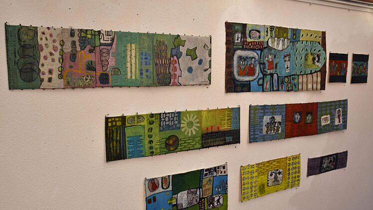 Die "Papier Arbeiten" von Jannina Hector sind "Gute Laune Arbeiten", die mit allen Errungenschaften der heutigen Kunst spielen.