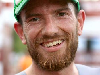 Chris Dels hat durch eine formelle Nachlässigkeit seinen WM-Titel beim Ironman auf Hawaii in der Altersklasse 35 verloren. Nun will der Bamberger andere Triathleten vor ähnlichen Fehlern schützen.  Foto: Ralf Naumann