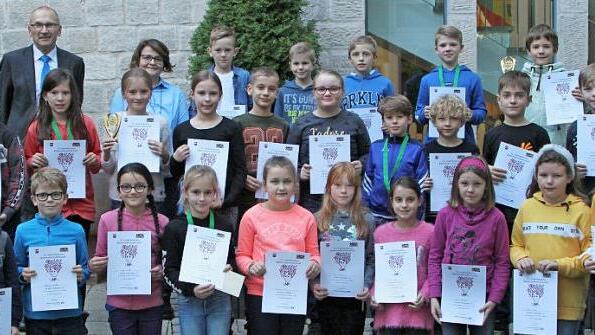 Das sind die Schulsieger, die sich für den Kreisentscheid in Eltmann qualifiziert haben.  Fotos: Günther Geiling