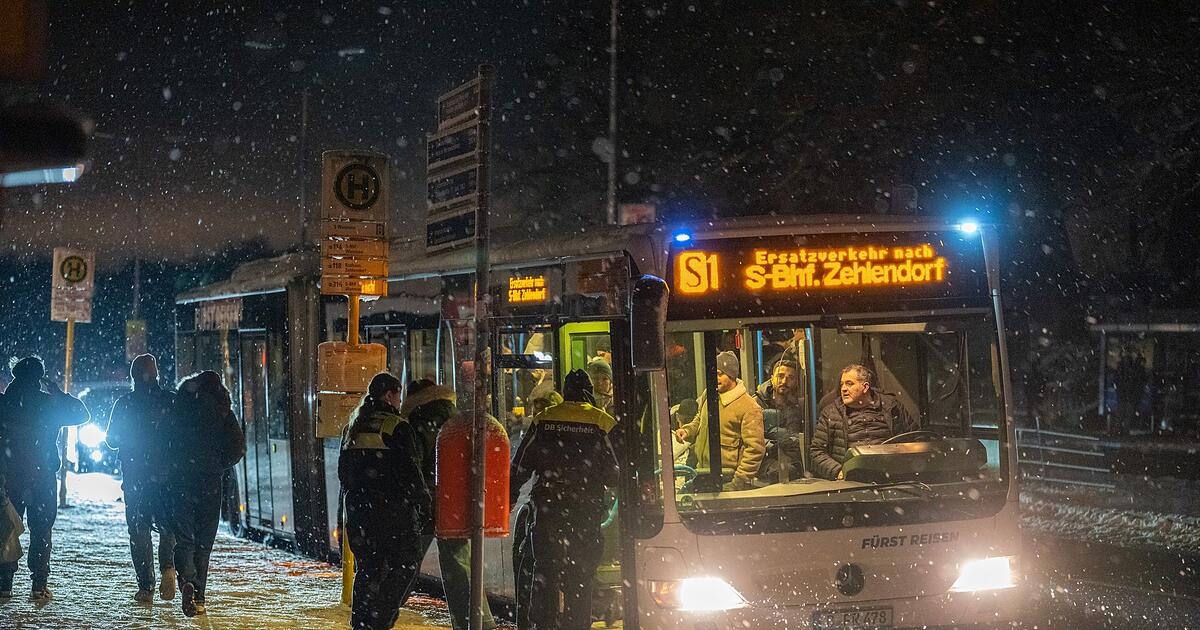Erste-Nacht-im-Dunkeln-Stromausfall-in-Berlin-dauert-an