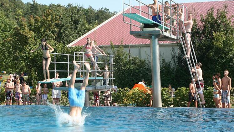 Freibad in Zapfendorf im Landkreis Bamberg. Foto: Barbara Herbst