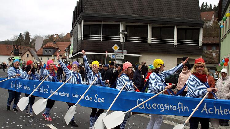 Impressionen vom Faschingsumzug in Steinwiesen. Foto: Susanne Deuerling