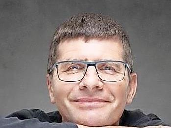 Der fränkische Kabarettist Mäc Härder gastiert am Samstag, 5. März, um 19.30 Uhr im großen Kursaal in Bad Bocklet.