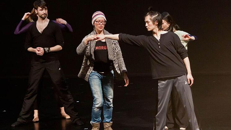 Einblicke in den nächsten Coburger Ballettabend bot eine Soirée im Landestheater. "Hypnotic Poison" feiert am 28. Februar Premiere in Coburg.Foto: Jochen Berger