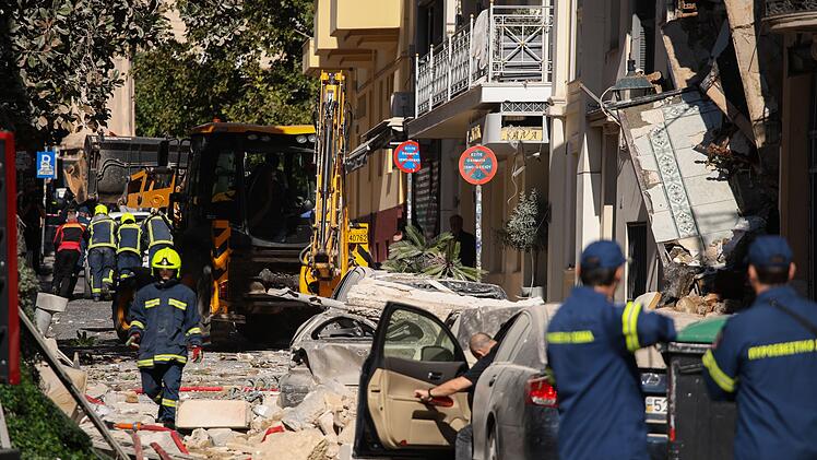 Explosion in Athener Altstadt