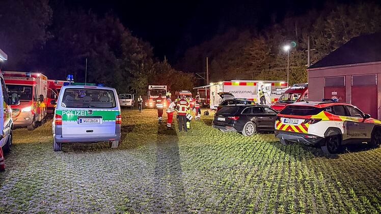 ICE-Nothalt im Kreis Main-Spessart: Einsatzkr&auml;fte schildern Kraftakt