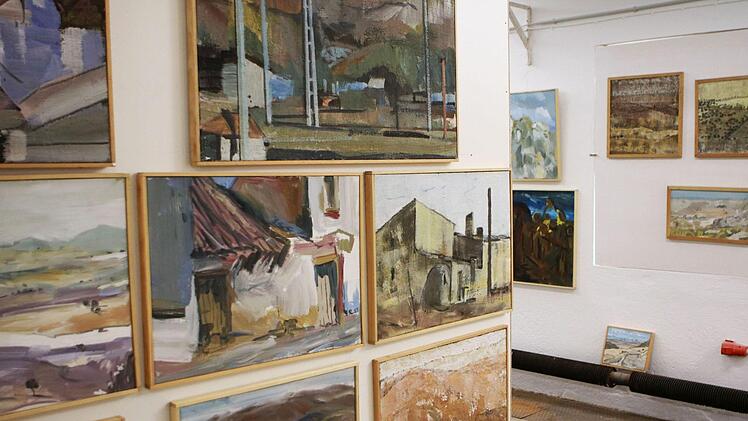 Impressionen aus Robert Reiters neuer Werkstattgalerie in Untersiemau. Offiziell eröffnet wird sie am 15. September.Foto: Jochen Berger