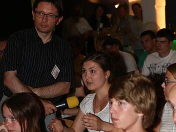 Johanna Dupke aus Welschenkahl (19) machte sich im Sommer 2013 bei "Geh' wählen" für das Gesamtschulkonzept stark, . Foto: Barbara Herbst