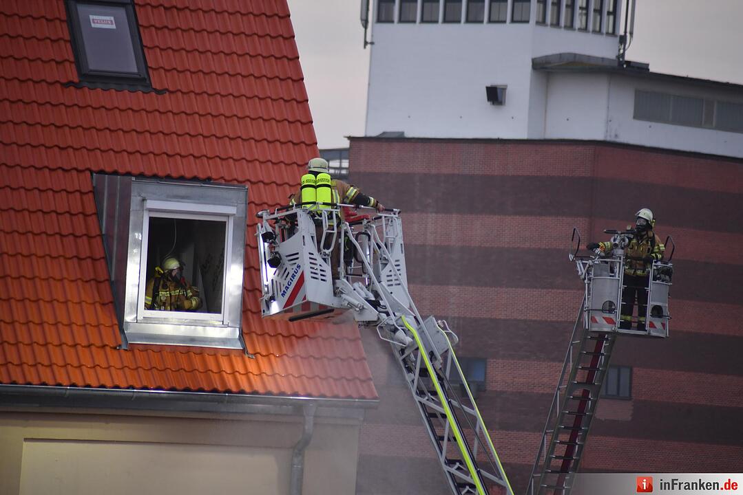 Dachstuhlbrand in der Geisfelder Straße in Bamberg