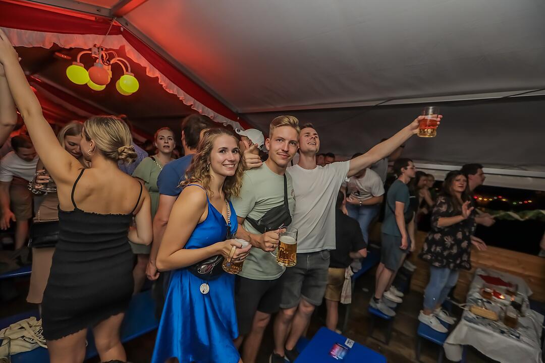 Endlich wieder Partystimmung im Sandgebiet