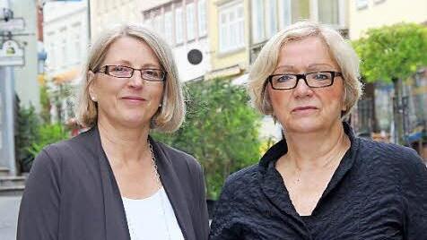 Bettina Lesch-Lasaridis und Petra Schneider im Steinweg.