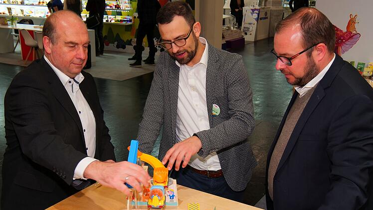 Landkreis Coburg: Unternehmen auf Internationaler Spielwarenmesse - "stark präsentiert"