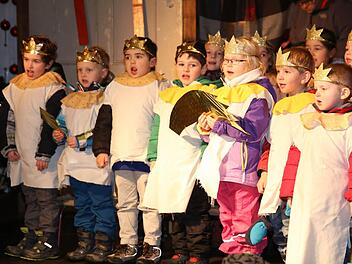 Die Kinder spielten kleine Sterne. Foto: Andreas Brandl