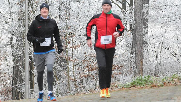 Impressionen vom Fuschter Silvesterlauf 2016. Foto: ssp