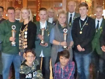 Die erfolgreichsten Schützen und die Geehrten der Schützengesellschaft Presseck Foto: Klaus-Peter Wulf