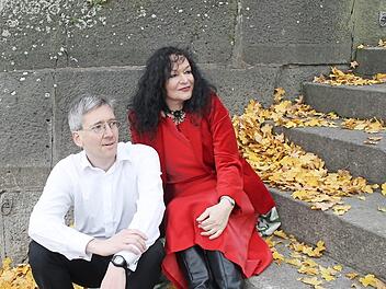 Esther Lorenz, Gesang und Moderation, und Thomas Bergler, Klavier, bieten eine hörenswerte Hommage an den großen amerikanischen Komponisten, Pianisten und Dirigenten George Gershwin. Foto: privat