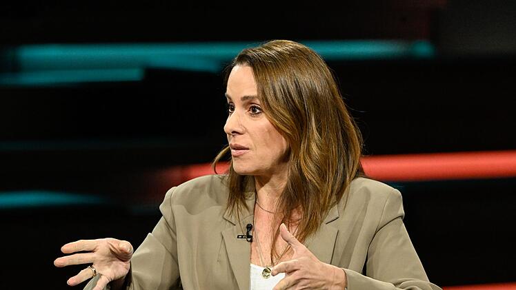 Nahost-Expertin Natalie Amiri sprach &uuml;ber den angeblichen Friedensplan zwischen den USA und dem Iran.