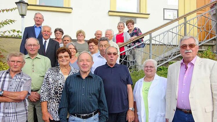 Klassentreffen der Geburtsjahrgänge 1941 bis 1943.  Foto: Anton Then