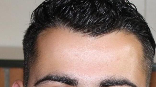 In der syrischen Hauptstadt Damaskus hatte Jehad Ramadan selbst eine Bäckerei betrieben, jetzt versucht er, in Deutschland einen neuen Beruf zu lernen. In der Berufsintegrationsklasse macht er aktuell ein Praktikum als Zahntechniker. Backen gehört trotzdem noch heute zu seinen Hobbies. In Bad Kissingen ist Jehad Ramadan vor einem Jahr und sieben Monaten mit seinem Bruder und seinem Cousin angekommen. Ihr großes Ziel: Deutsch zu lernen. Foto: Rasheed Saleh