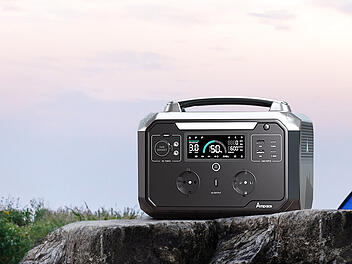 Nein, dieses Gerät spielt keine Musik ab, es handelt sich um die mobile Powerstation 600 Pro von Ampace Andes.