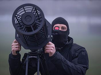 Drohnenabwehr durch Spezialkr&auml;fte der Polizei