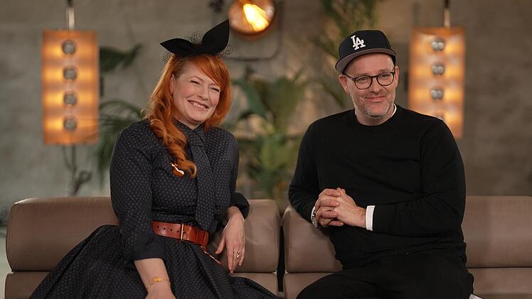 Wiederh&ouml;ren macht Freude, das finden auch Enie van de Meiklokjes und Ben Bl&uuml;mel.