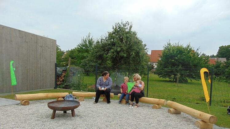 Die Außenanlage Foto: Petra Malbrich