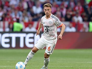 Sie sind jetzt wieder die Gejagten: Joshua Kimmich und seine Mitspieler vom FC Bayern, die den Meistertitel zuletzt zurück nach München brachten, starten am 22. August mit einem Spiel gegen RB Leipzig in die neue Bundesliga-Saison.