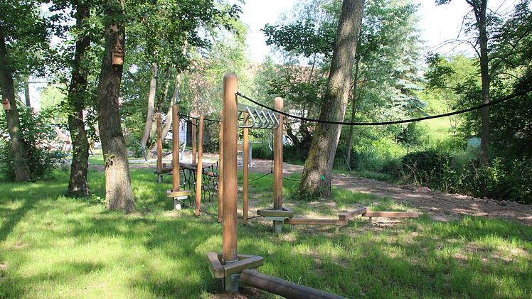 Ein Kletterparcours wird angeboten. Jann Weckel