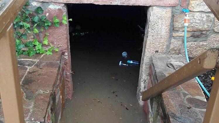 Die Fotos dokumentieren, welche Spuren der Starkregen dort am Mittwoch hinterlassen hat.Foto: Sabrina Albert