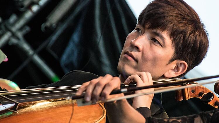 Woongwhee Moon, Solocellist des Philharmonischen Orchesters Landestheater CoburgFoto: Jochen Berger