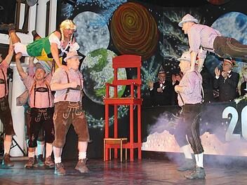 Einer der zahlreichen Glanzlichter der "Bärbels"-Auftritte war im Frühjahr 2013. Die Mitglieder (von links) Jörg Dellert, Christian Scholz, Manfred Griebel, Markus Mauer, Dietmar Brech, Matthias Höfler, Wolfgang Sidon und Markus Fausten erhielten tosenden Applaus.Foto: Ralf Naumann