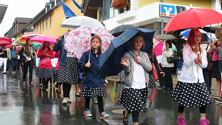 Die Chaos-Angels gut beschirmt.