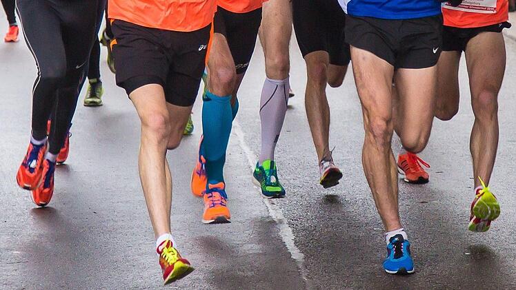 Am Sonntag wird es in Bayreuth zu einigen Straßensperrungen und Umleitungen kommen. Grund hierfür ist der Maisel's FunRun 2018. Symbolbild: pixabay.com
