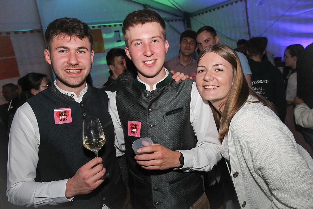 Party mit den DORFROCKERN Party mit den DORFROCKERN