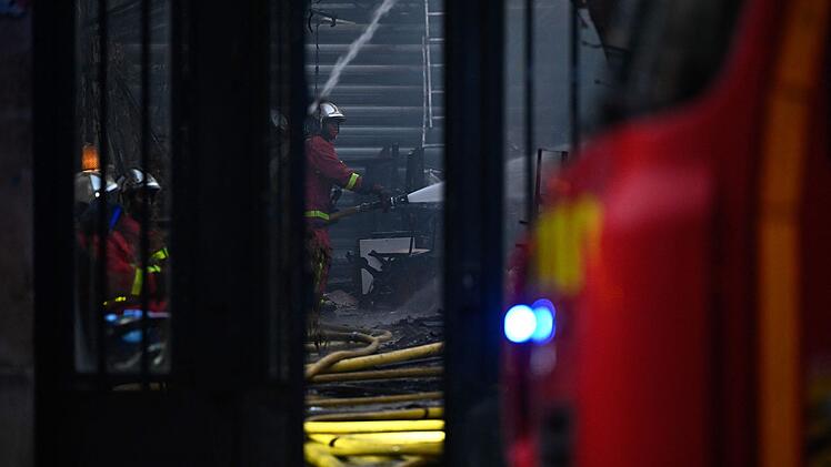 Brand in Markthalle in Paris
