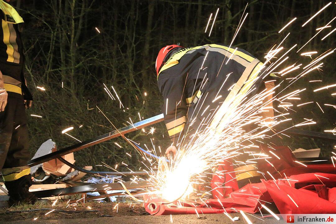A70: Hoher Schaden nach Unfall bei Oberhaid