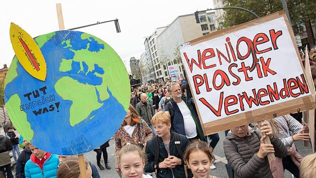 Die Stadt Bamberg hat das ehrgeizige Ziel eine plastikfreie Stadt zu werden. Dazu will sie eine Initiative gr&uuml;nden. Symbolfoto: Christian Charisius/dpa