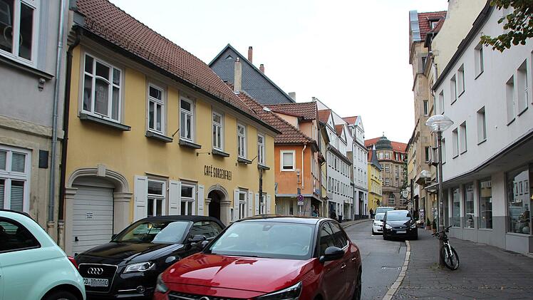 In der Webergasse geht's manchmal eng zu.