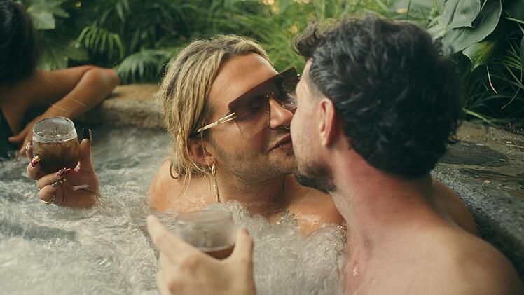 Der Flirt zwischen Bill Kaulitz (links) und Jannik Kontalis schlug hohe Wellen.